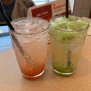 세컨디포레스트 리뷰 사진