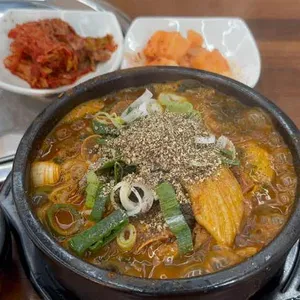 옛 능마루 뼈다귀 사진