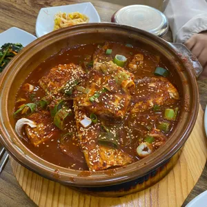 등경돌 사진
