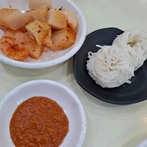 찐한부산돼지국밥 사진