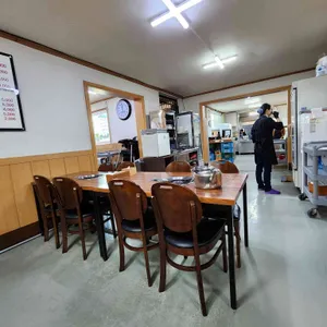 최네집 리뷰 사진