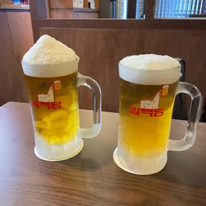 얼맥당 사진