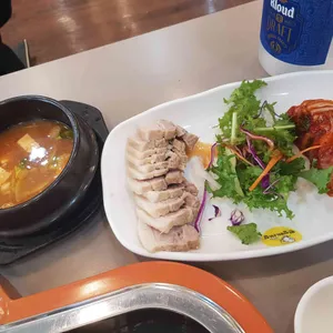 원할머니보쌈족발 사진