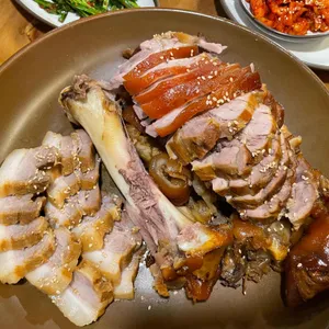 가장맛있는족발 사진