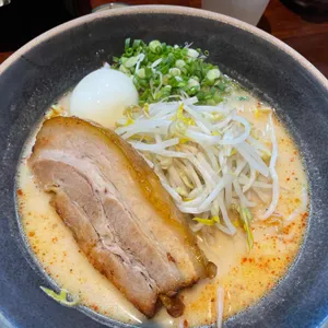 멘야신 사진
