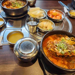 투가리감자탕 사진