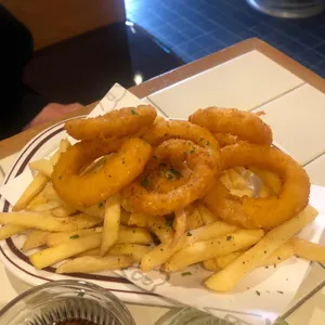 브뤼트 사진