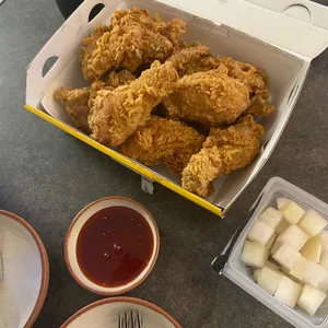 BBQ치킨 사진