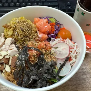 Poke all day 사진