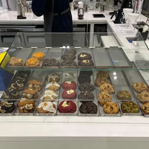 스탠다드 스퀘어 리뷰 사진