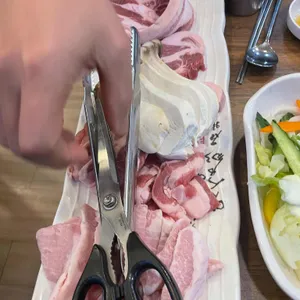산청엔흑돼지 사진