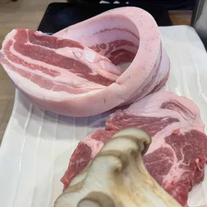 산청엔흑돼지 사진