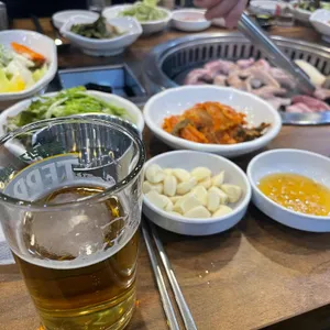 산청엔흑돼지 사진