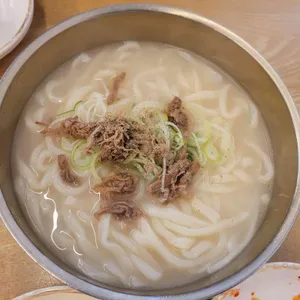 본정 손만두 사진