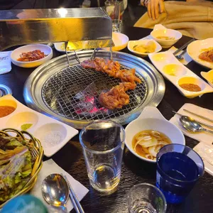 통통돼지 사진