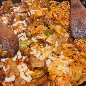 유가네 닭갈비 사진