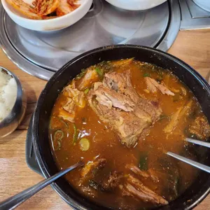 본가왕뼈감자탕 사진