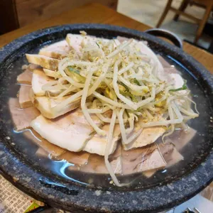 돈수백 사진