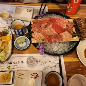 삿뽀로참치 사진