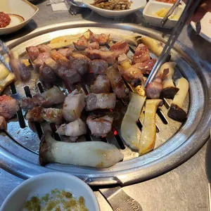 산청엔흑돼지 사진