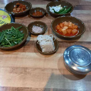 연돼지국밥 사진