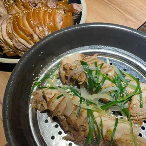 조선식탁 오정족발 사진