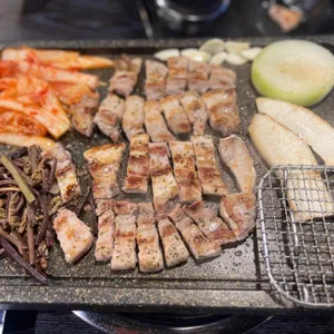 발칙한김돼지네 사진