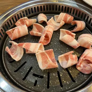 윤씨네보리밥쌈밥 사진