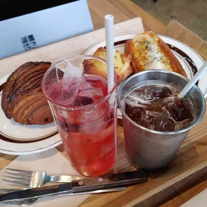 964커피&너만보여크루아상 사진