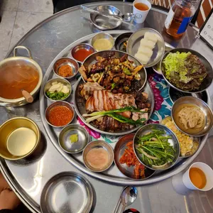 완미족발 사진