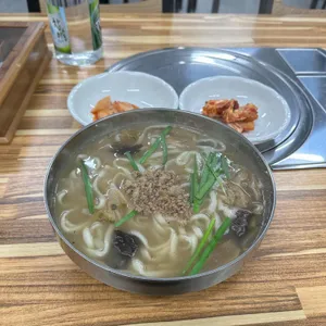 두리칼국수 사진