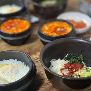돌솥밥집 사진