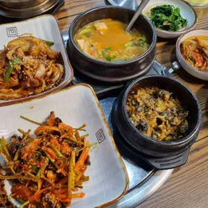 숯불갈비 우렁쌈밥정식 사진