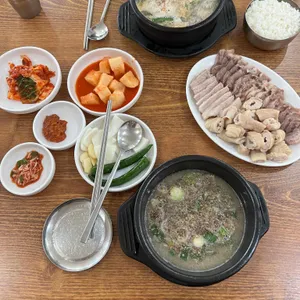 첫번째가마솥순대국 사진