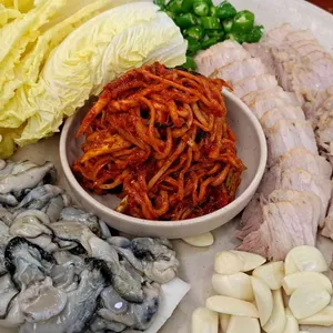 굴사냥() 사진