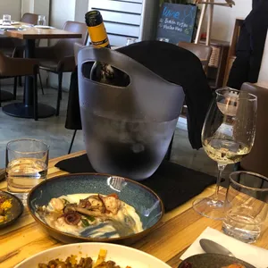 메종브리크 리뷰 사진