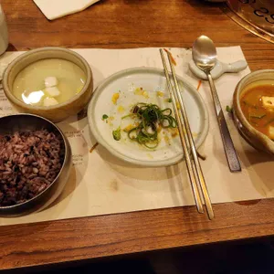 경복궁 천안점 사진