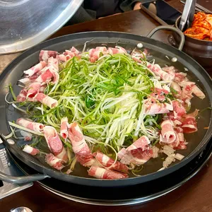 신의주부대찌개 리뷰 사진