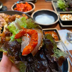 더맛있는족발보쌈 사진