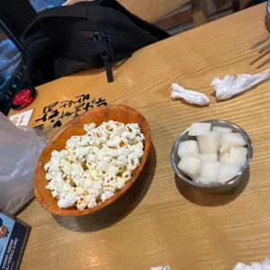 누구나 홀딱 반한닭 사진