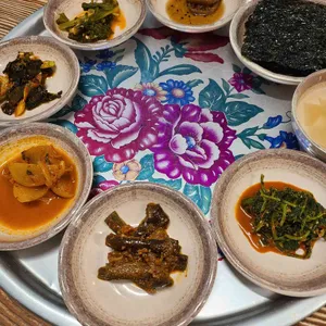 둥근상시골집 사진