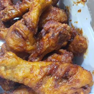 교촌치킨 사진