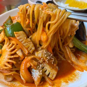 동보성 사진
