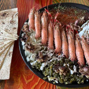 타코밤 사진