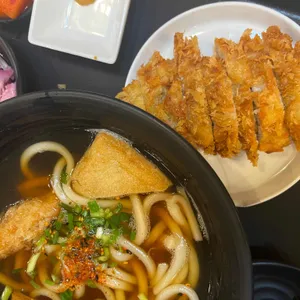 허수아비돈까스 사진