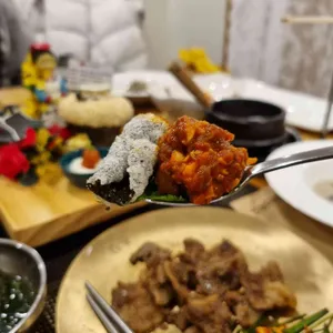 본향 리뷰 사진