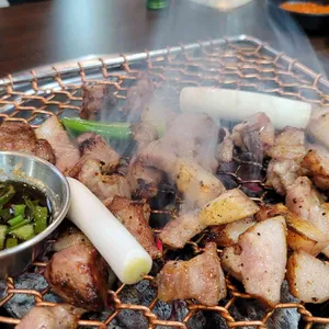 꺼멍도야지 리뷰 사진