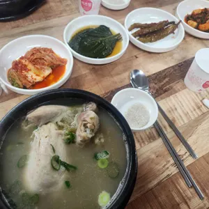 장군녹두삼계탕 사진