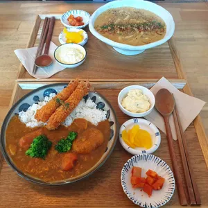 사이 사진
