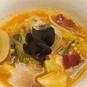 만강홍 사진